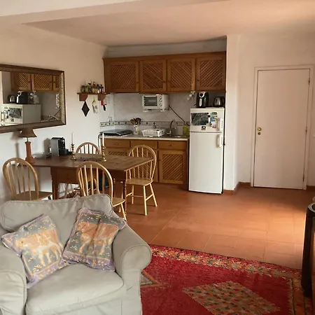 Cozy Near Beaches * Azoia (Sesimbra)