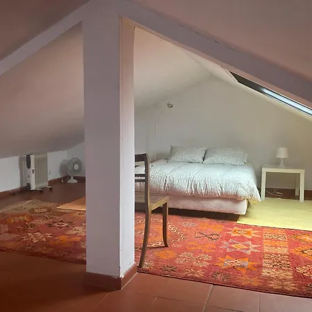 Vakantiehuis Cozy Near Beaches